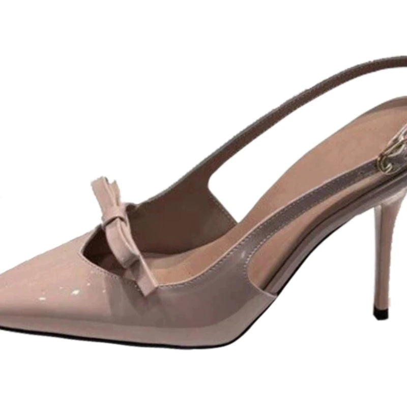 صندل نسائي بكعب عالٍ ومشبك من خط واحد وكعب رفيع بتصميم صيفي جديد مع ربطة عنق على شكل فيونكة وجزء علوي من الجلد اللامع