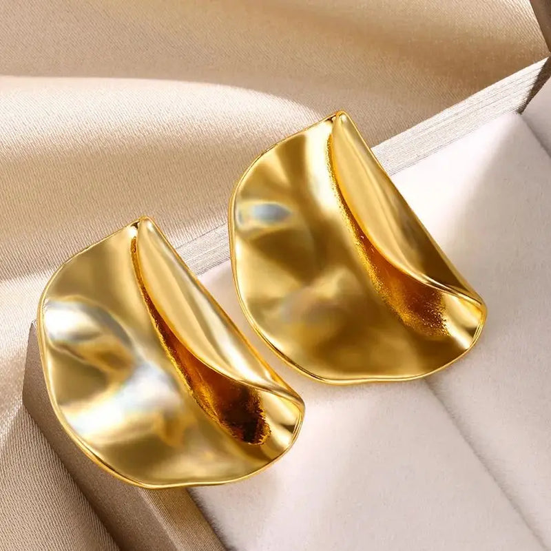 Gold Color Love Heart Earrings For Women Bow Stud 2023 Trend Simple Knot Earrings Piercing Fashion Jewelry Valentine's Day Gifts