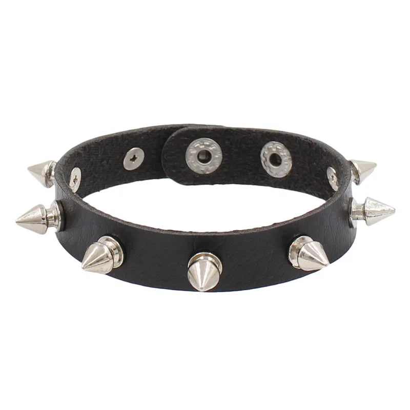 Vintage Leather Bracelet Three Row Cuspidal Spikes Rivet Stud Wide Cuff PU Leather Punk Gothic Rock Unisex Bracelet Men Jewelry