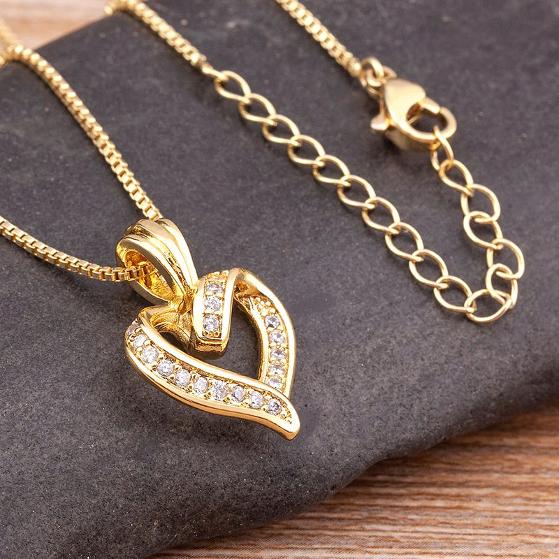 AIBEF Bling Hollow Out Heart Pendant Necklace Gold Color Romantic Jewelry Chains Necklaces For Women Valentines Wedding