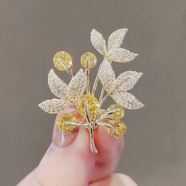New Fashion Rhinestone Maple Leaf Brooches For Women Girls Yellow Crystal Stones Lucky Tree Lapel Pins Jewelry Accessories Gifts