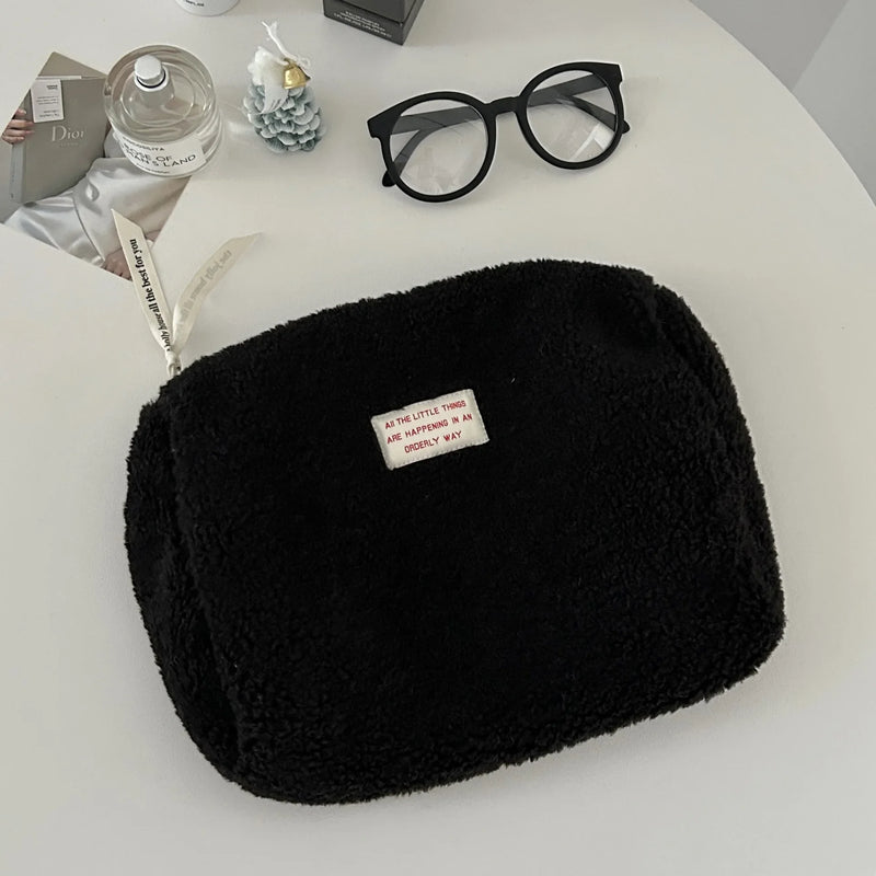 Faux Lamb Wool Women Cosmetic Bag Makeup Cases Ladies Soft Plush Storage Bags Large Capacity Female Portable Clutch Handbags