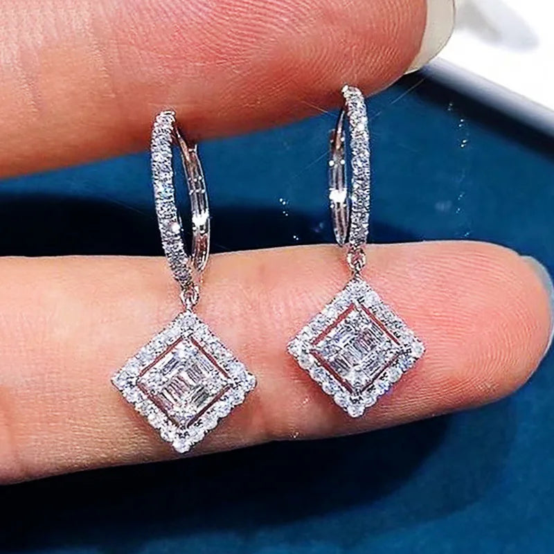 2024 New Bride Engagement Wedding Jewelry Elegant Shiny Mosan Diamond Beautiful Gift Milan Girl Fashion Pendant Earrings
