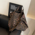 Leopard Canvas Commuter Women's Bag Fashion One Shoulder Canvas Bag 2024 New Women's Canvas Multi Functional Bag