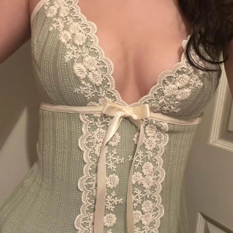 Y2K Millennial halter lace tops Aesthetic women's clothing Summer thin minimalist sleeveless street wear sexy girl tank tops EMO