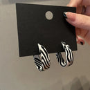 Semicircle Leopard C-Shape Hoop Earrings Women Large Circle Round Big Hoop Earrings For Women Girl Wedding Party Jewelry