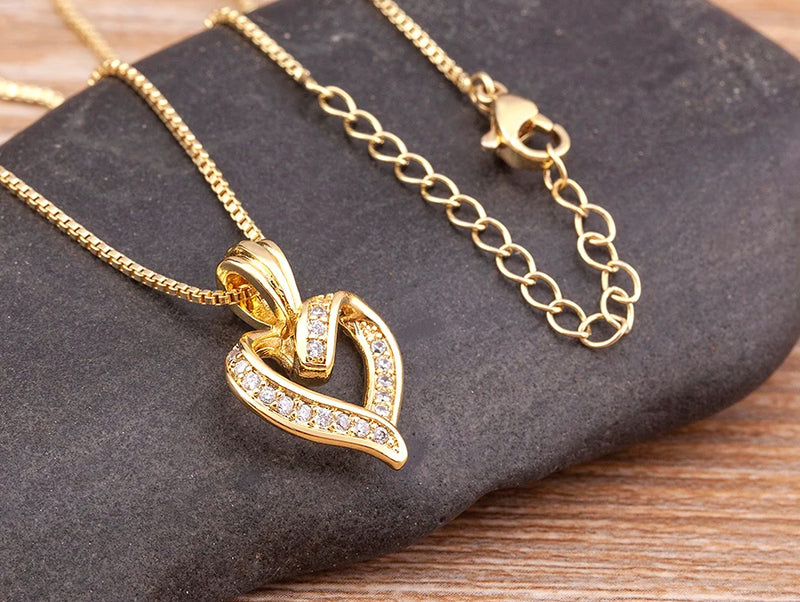 AIBEF Bling Hollow Out Heart Pendant Necklace Gold Color Romantic Jewelry Chains Necklaces For Women Valentines Wedding