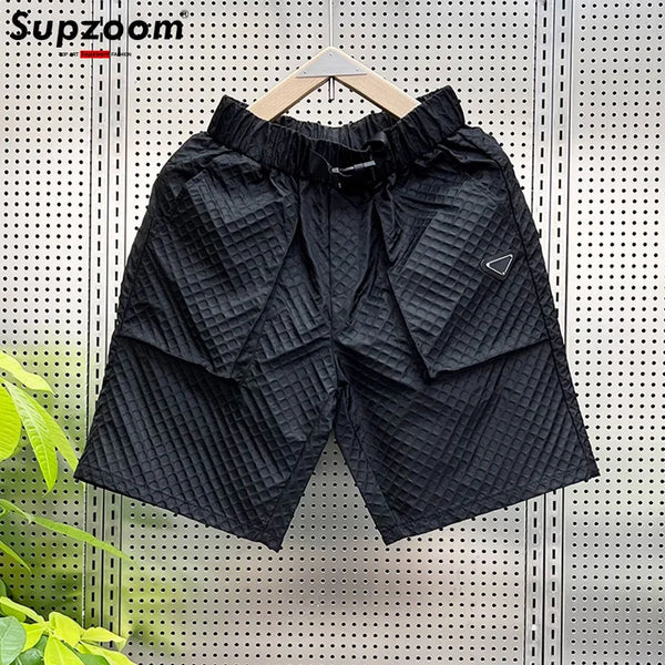 Supzoom New Arrival Top Fashion Summer Loose Casual Belt Design High Street Trendy grid Stitching Pocket Personalized Shorts Men