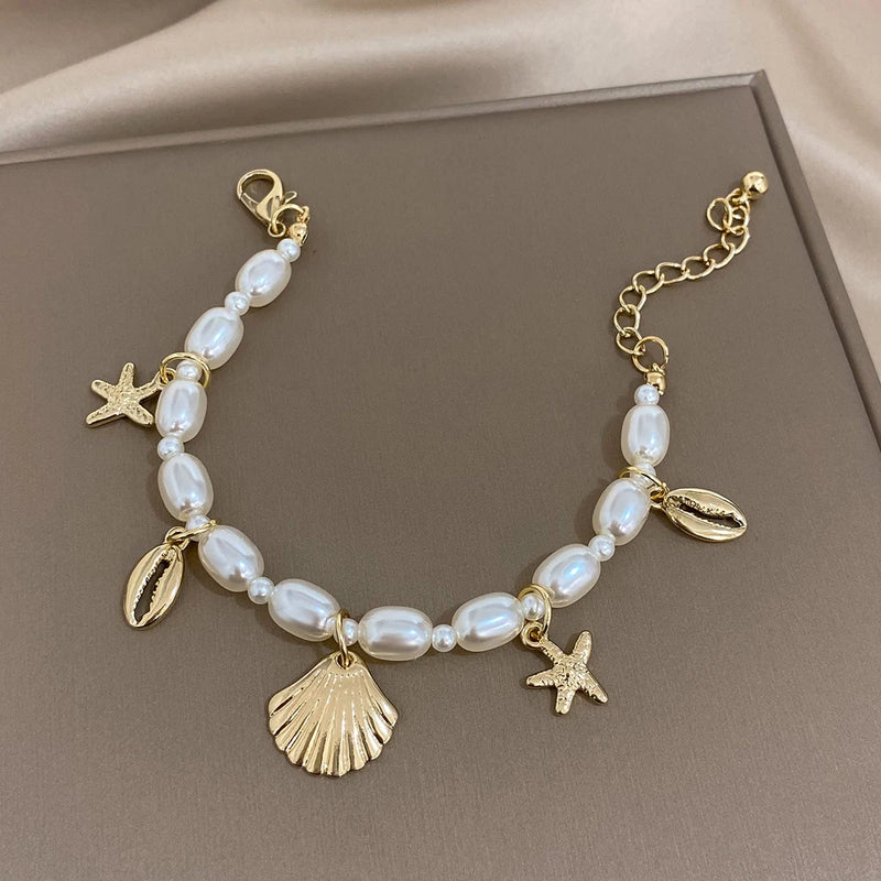 Greatera Trendy Shell Starfish Coin Imitation Pearl Chain Bracelets for Women Gold Color Metal Charms Bracelet Statement Jewelry