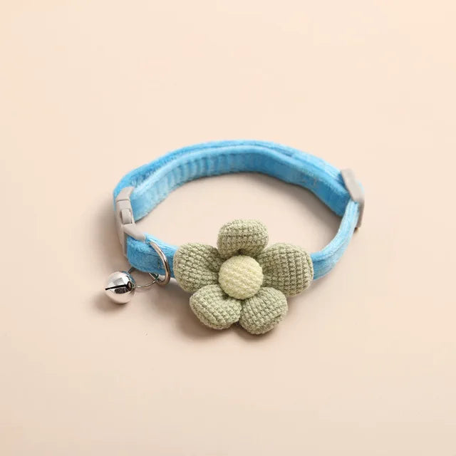 Cute knitting Flower Bell Collar Adjustable Cat Necklace Pet Collar Traction Safety Buckle Necklace Small Dog Dog Supplies