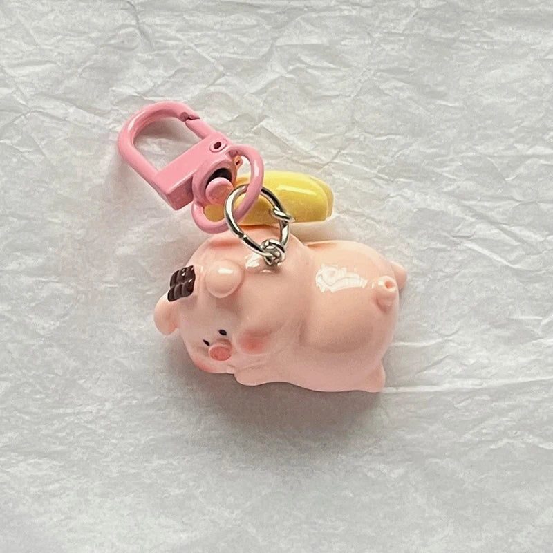 Three Dimensional Pink Pig Keychain Pendant Cute Animals Star Buckle Keychain Cute Little Pig Model Key Ring Children Gifts