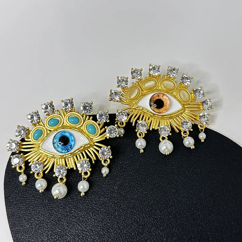 Retro Asymmetrical Contrasting Color Eye Sparkling Crystal Pearl Earrings Design Earring for Women