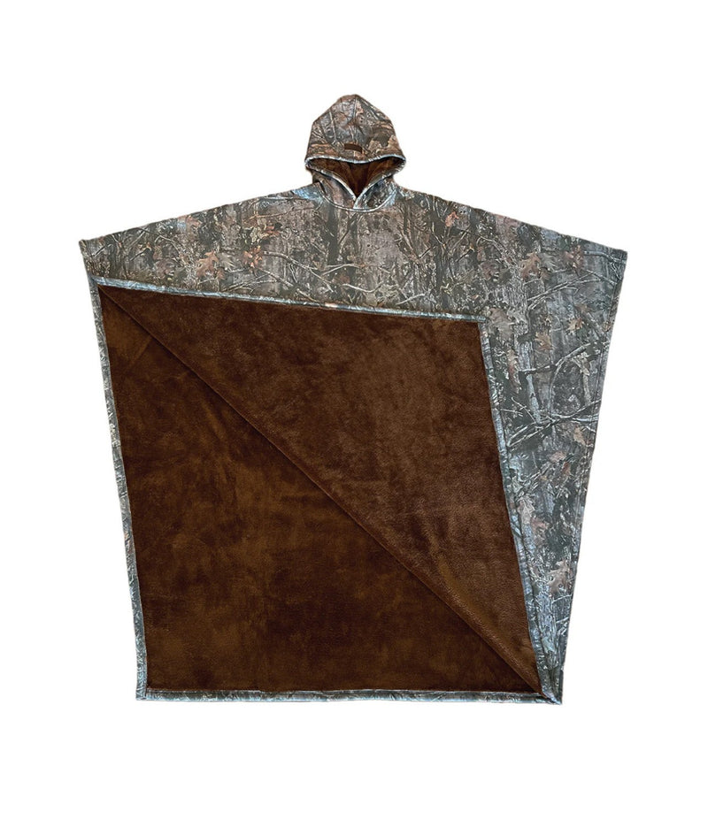 Loose-fitting hooded buttoned cape