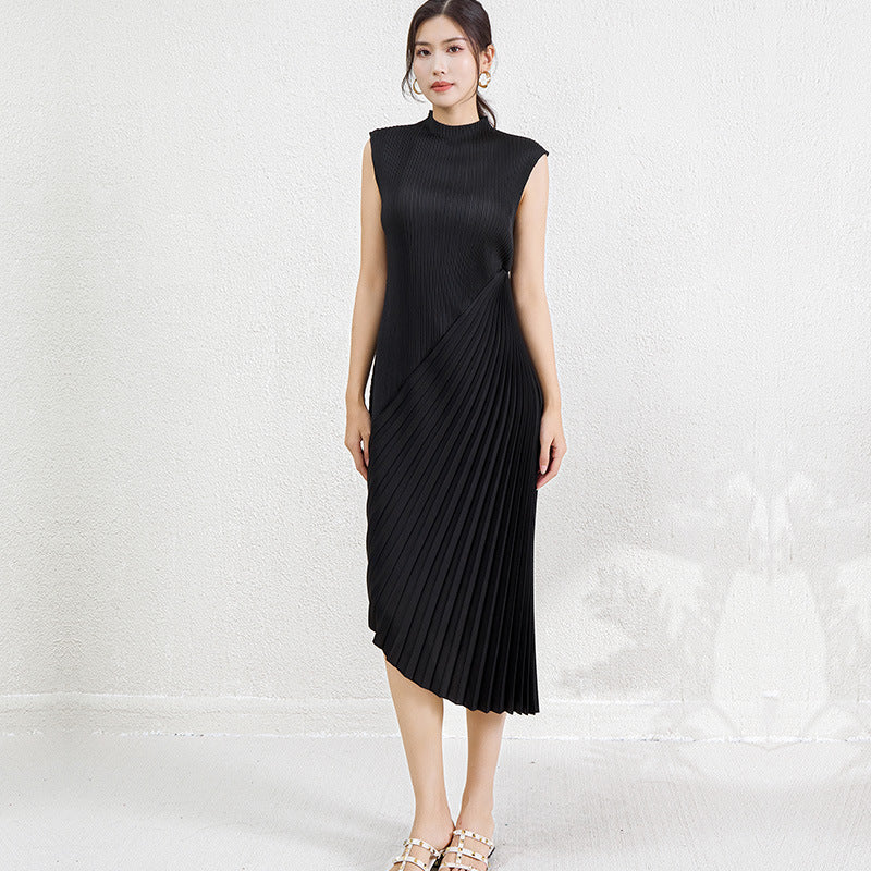 Fashionable Elegant Skirt With Half Turtleneck