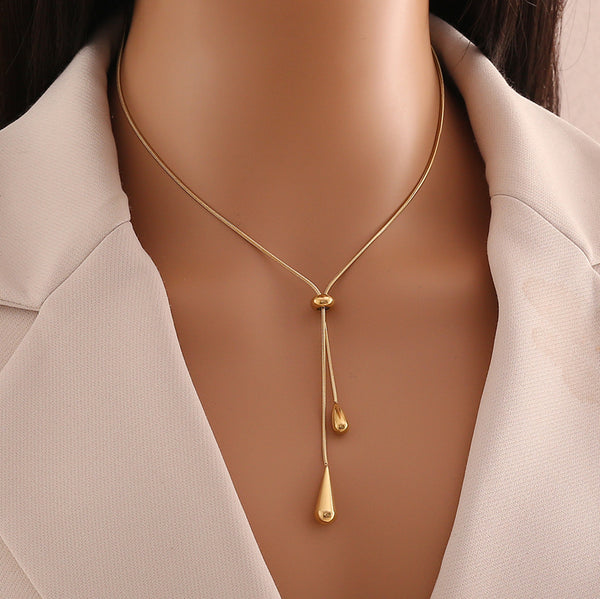 Atmospheric, fashionable and simple feng shui water drop pendant