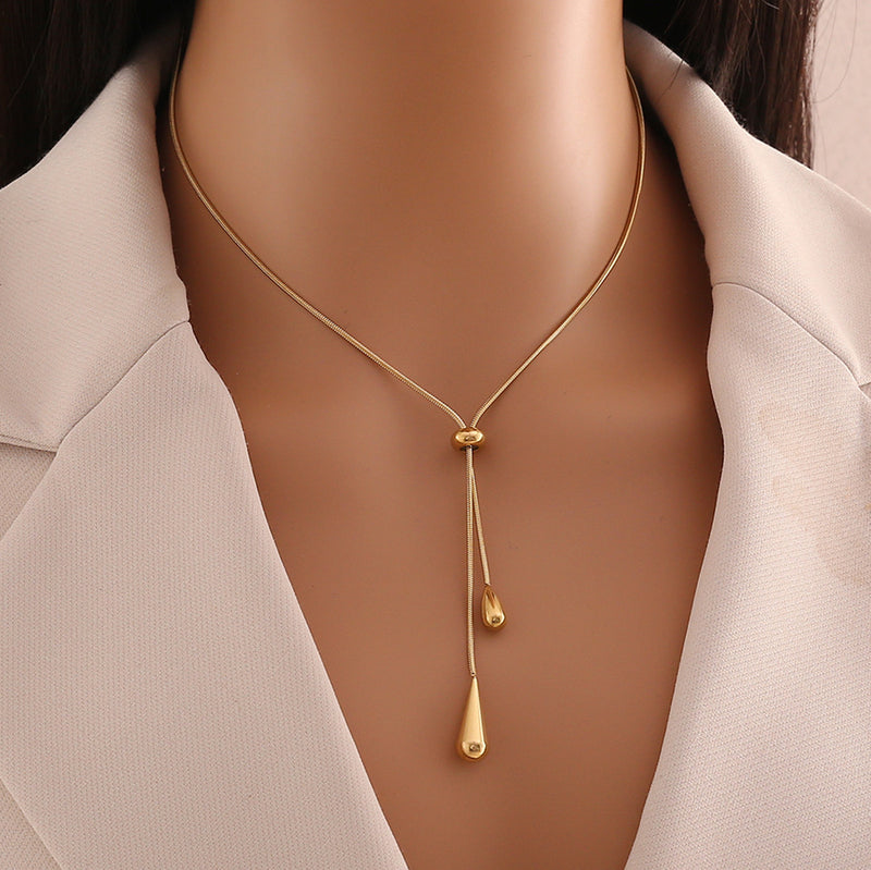 Atmospheric, fashionable and simple feng shui water drop pendant
