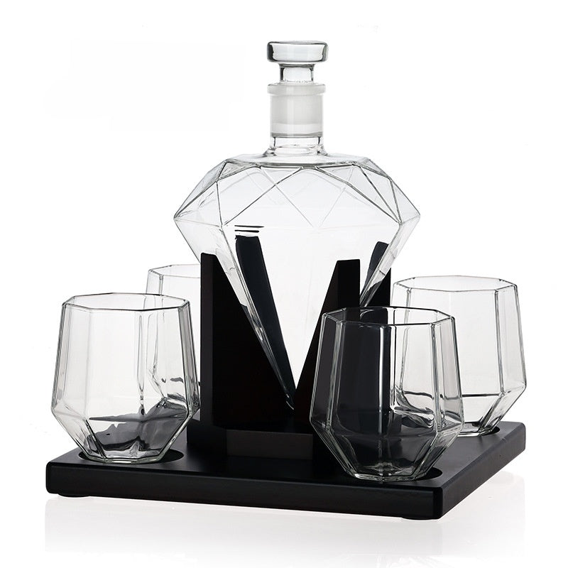 Whiskey Wine Set with Diamond Glass Bottle and Cups