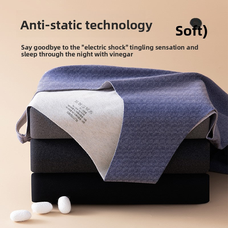 Wool and silk thermal vest for men