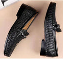 Slip-on Snake Pattern Embossed Leather Flat Driving Casual Leather Shoes
